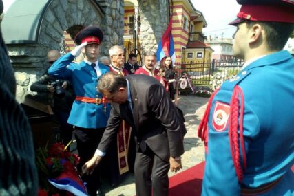 “SRBI NAJVEĆI STRADALNICI, ALI I JUNACI” Dodik istakao da je egzodus naroda iz Slavonije bio završna operacija  protiv Srba