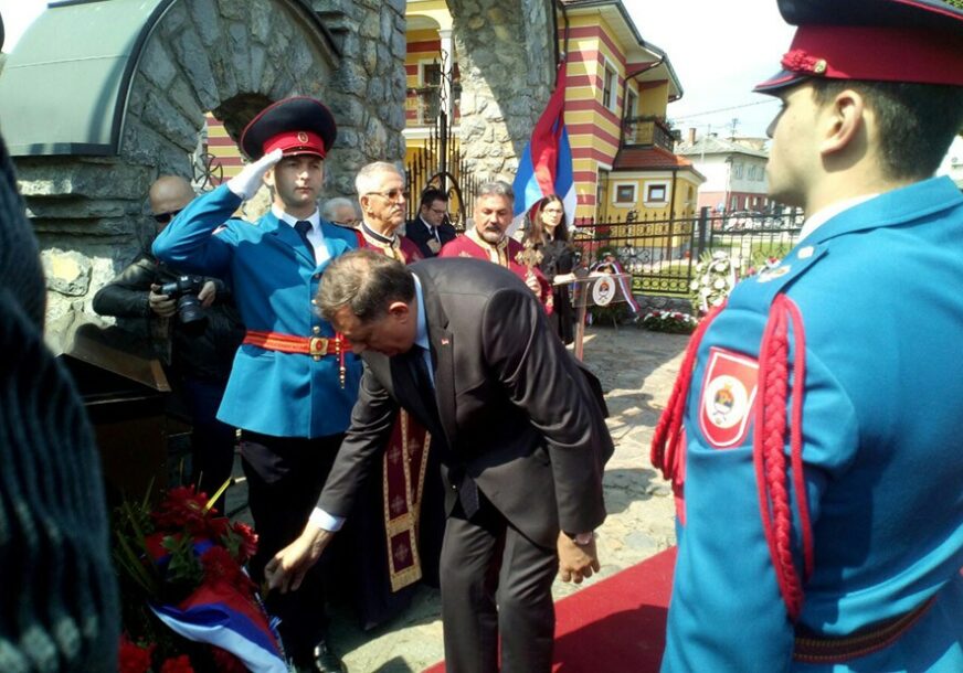 “SRBI NAJVEĆI STRADALNICI, ALI I JUNACI” Dodik istakao da je egzodus naroda iz Slavonije bio završna operacija  protiv Srba