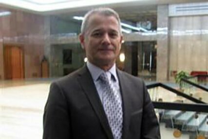 GUBITNIK DANA Zoran Mikanović