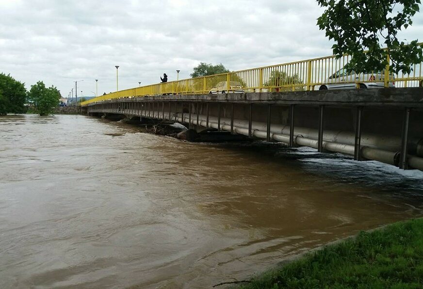 SVI SU JOŠ NA OPREZU Sana u Prijedoru pola metra ispod kote vanredne odbrane od poplava