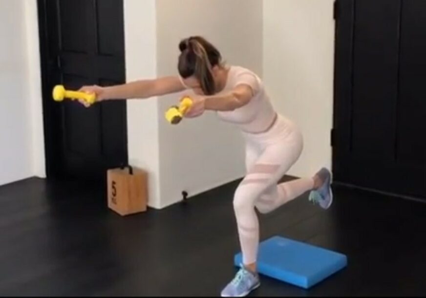 NE PRESKAČE TRENING Za vitke noge i čvrstu zadnjicu vježbajte kao slavna glumica (VIDEO)