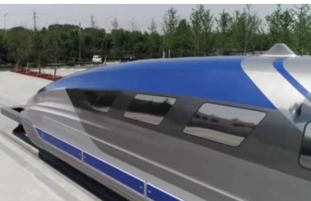 JURI DO 600 KILOMETARA NA SAT Kina predstavila prototip magnetno levitacijskog voza (VIDEO)