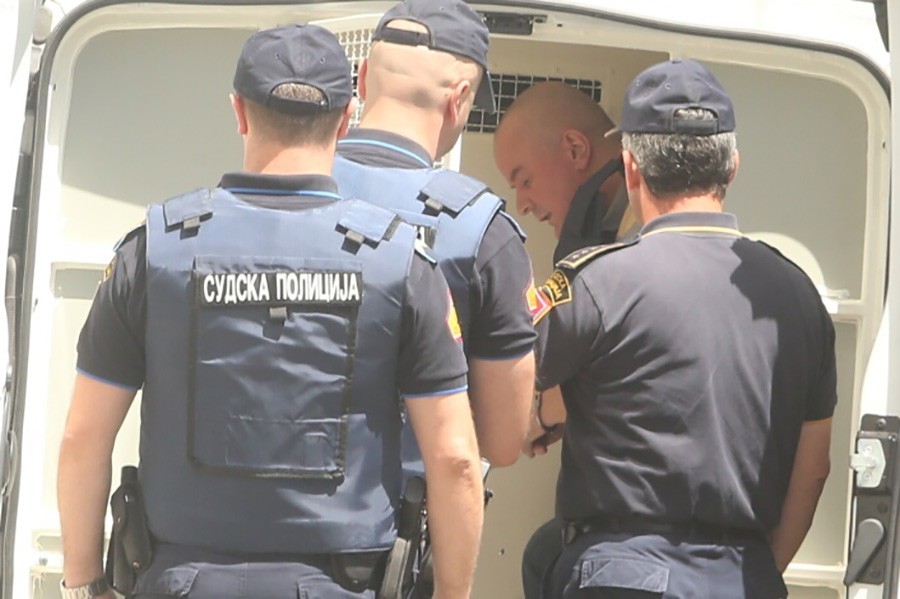 JAKE MJERE OBEZBJEĐENJA Osumnjičeni za ubistvo Krunića sproveden u Okružni sud u Banjaluci