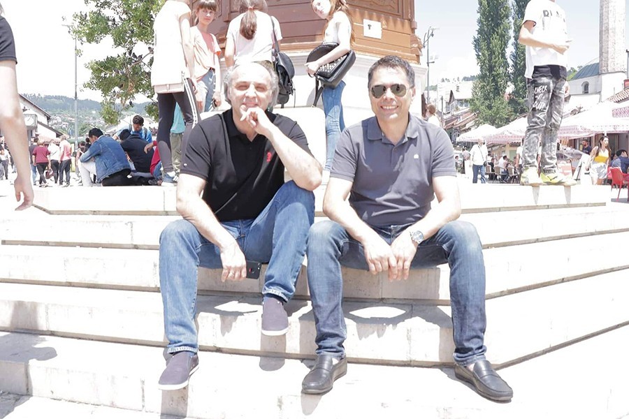 “U KRUGU NAJBOLJIH” Alen Hrbinić presrećan zbog saradnje s Muharemovićem i Sarihodžićem