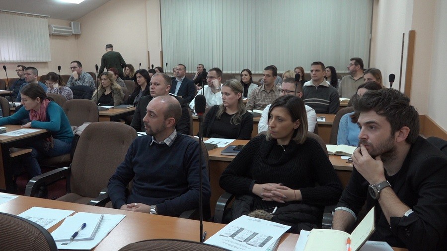 Uspješni programi privrednog razvoja u Gradiški: Finansijeri iz zemlje ...