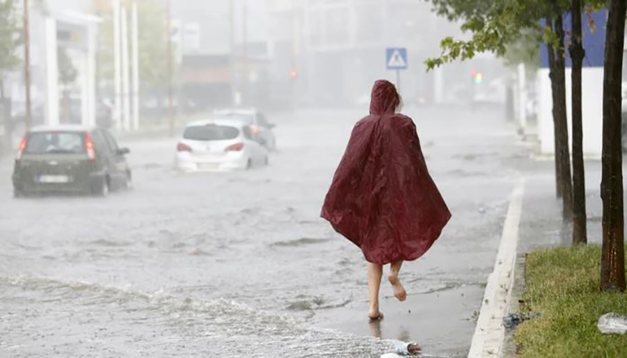 Oboren evropski rekord u količini kiše: Temperatura iznad prosjeka u Italiji uzrokovale oluje praćene udarima munja