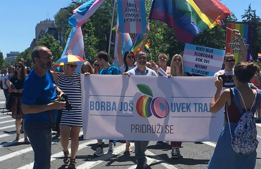 PARADA "PONOS SRBIJE" U Beogradu krenula šetnja LGBT zajednice, imaju četiri zahtjeva