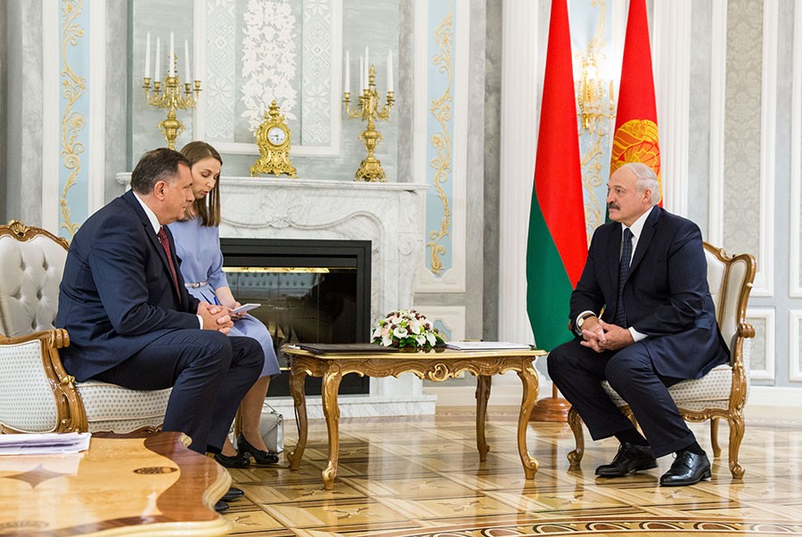 “JAČATI SARADNJU NA SVIM POLJIMA” Dodik upoznao Lukašenka sa aktuelnom situacijom u BiH