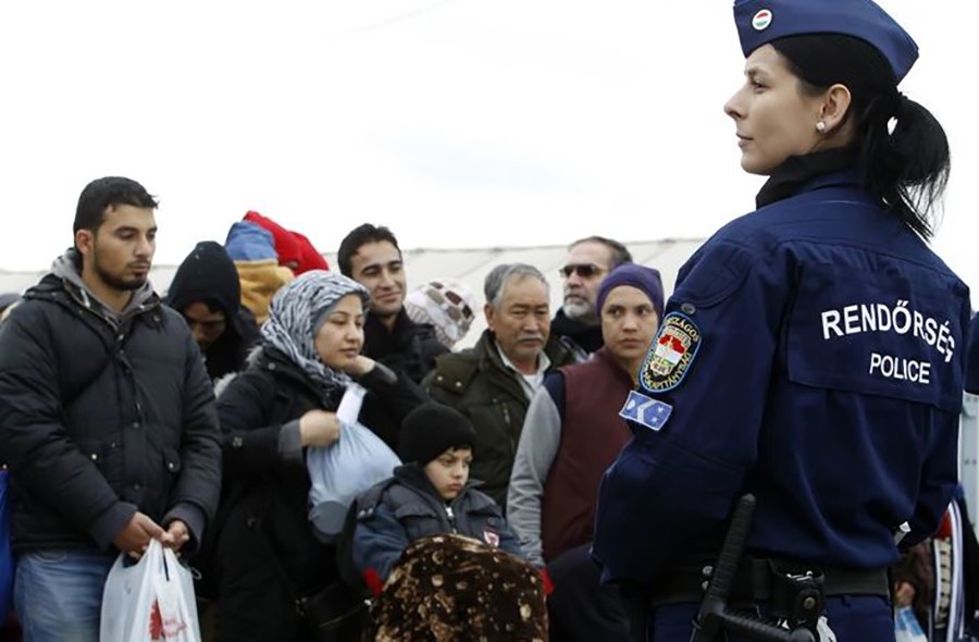 KRIJUMČARENJE Državljanin Srbije pokušao da prošvercuje Turčina