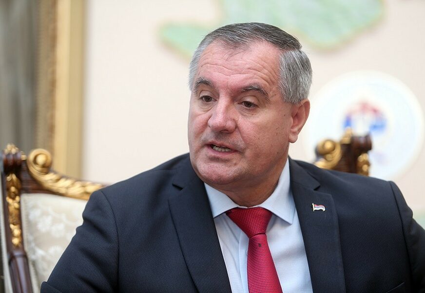 Višković: Prioritet Vlade Srpske je da pomogne u OČUVANJU NACIONALNOG IDENTITETA