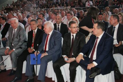 SABOR SNSD Stefanović: Dodik da nastavi rad na jačanju i razvoju Srpske