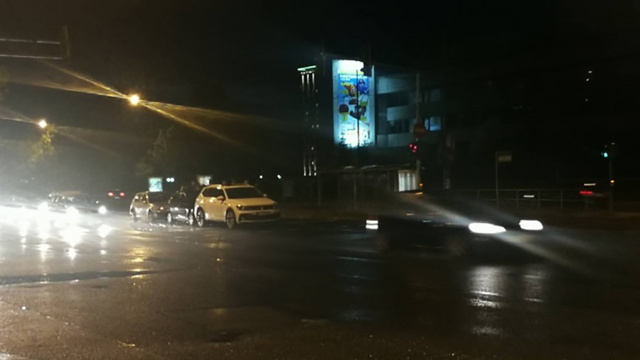 LANČANI SUDAR Tri automobila učestvovala u udesu u Sarajevu