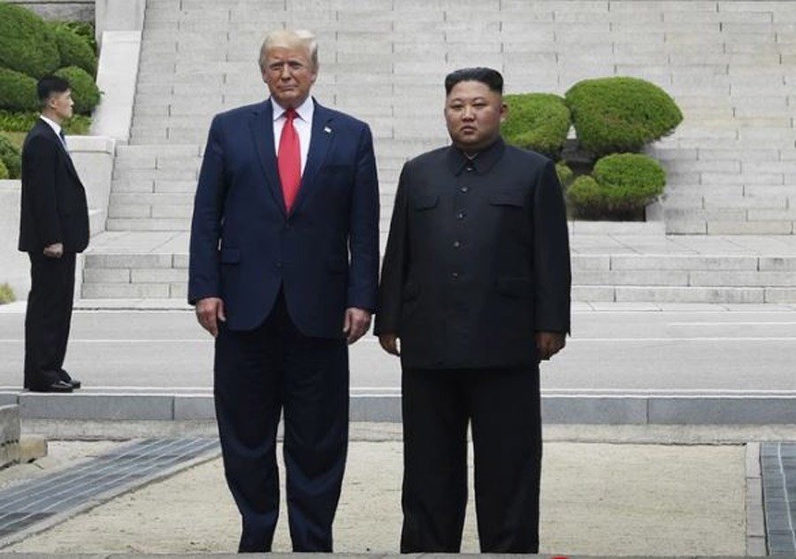 DVA KLJUČNA TRENUTKA O susreta Trampa i Kima priča CIJELI SVIJET, a dvojica lidera su postigli i DOGOVOR