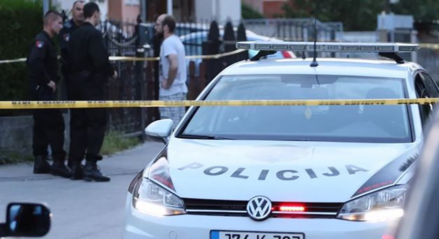UŽAS KOD SARAJEVA Muškarac ubijen ispred porodične kuće, policija NA NOGAMA (VIDEO)