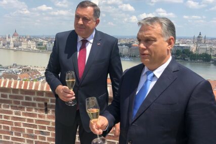 "Prepoznajem sličnost naša 2 naroda" Dodik čestitao Orbanu Nacionalni dan Mađarske