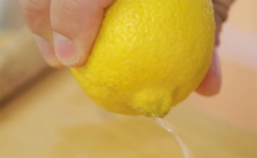 Možete da ga koristite od kupatila do kuhinje: Limun, limeta i sirće, recept za prirodan sprej za čišćenje