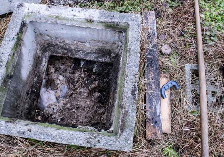 UŽAS U INDIJI Sedam osoba se ugušilo tokom čišćenja septičke jame