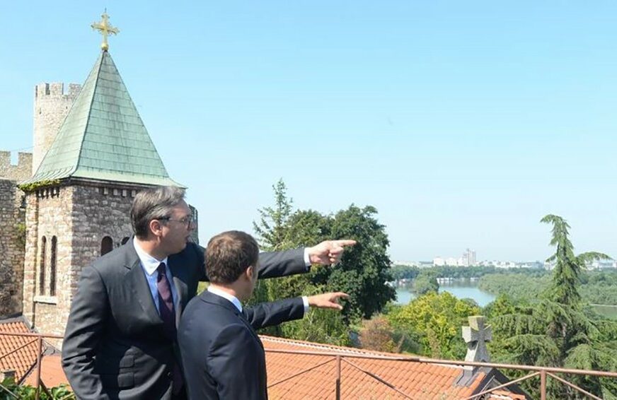 "SASTANAK OD PET, ŠEST SATI" Vučić analizirao jučerašnji susret sa Makronom