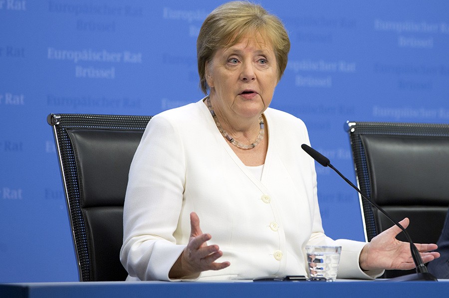 Merkelova čestitala Džonsonu mandat na funkciji premijera