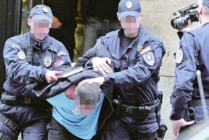 RAZBOJNIŠTVO TOKOM POLICIJSKOG ČASA Muškarac uhapšen jer je uz prijetnju nožem PLJAČKAO KUĆE