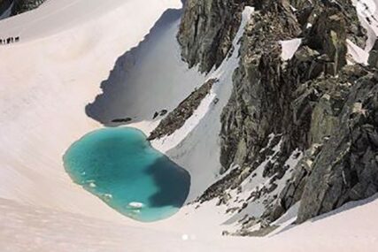 TOPLJENJE GLEČERA OZBILJAN PROBLEM U francuskim Alpama pronađeno jezero koje nije postojalo