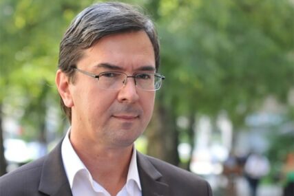 GUBITNIK DANA Mirnes Ajanović