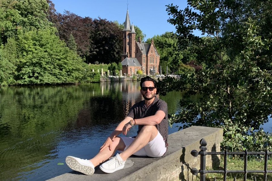 Neno Murić UŽIVA NA ODMORU u Belgiji, a ZAPJEVAO je i na svadbi (FOTO)