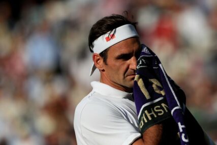 "NOVAČE ČESTITAM, BILO JE LUDO!" Ovako je Federer reagovao nakon poraza