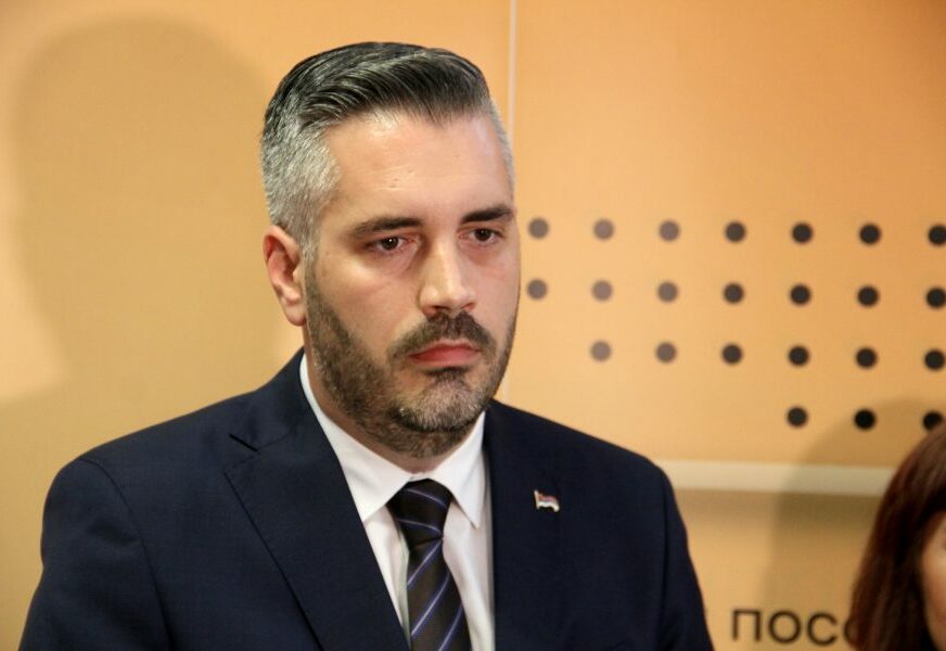 Rajčević: Vlada Srpske istrajna u borbi protiv lažnih diploma