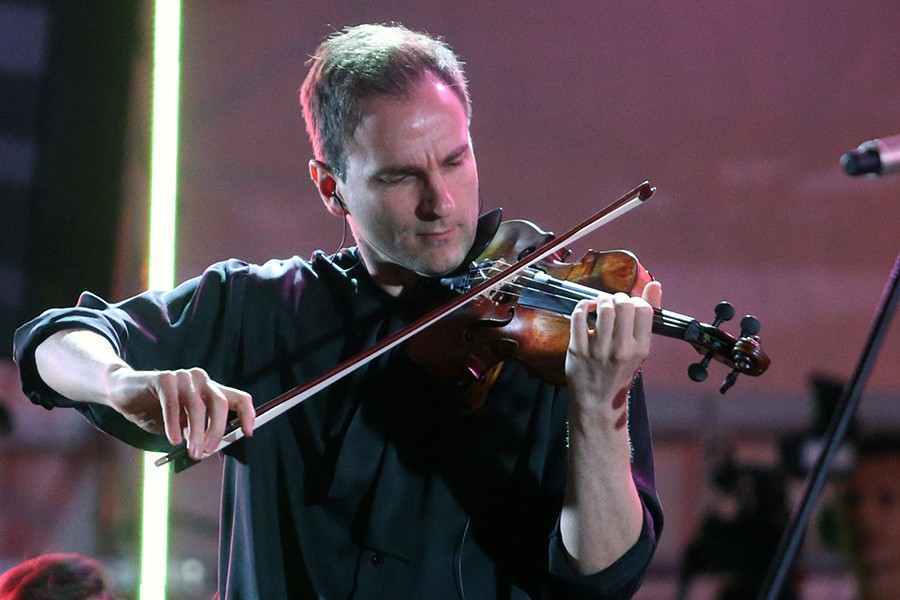 STEFAN MILENKOVIĆ U SRBIJI POSLIJE 30 GODINA Proslavljeni violinista nastavlja karijeru u Novom Sadu