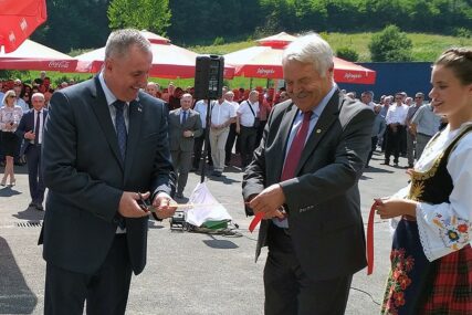 ZASEBAN SEKTOR KOMPANIJE Višković i Dukić otvorili fabriku u sklopu "Boksita"