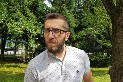 NALOGODAVCI I MOTIV I DALJE NEPOZNATI Godišnjica od napada na novinara Vladimira Kovačevića