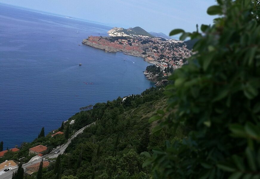 GUŽVE NA GRANICAMA NAJBOLJI POKAZATELJI Protekli vikend udarni za turizam u Hrvatskoj