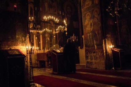 "ZAŠTIĆEN LOKALITET" Policija zabranila služenje liturgije u pravoslanom hramu