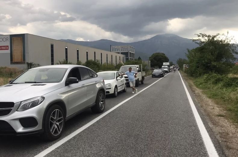 “NE DAMO NAŠU DJEDOVINU" Srpski povratnici u Mostar traže javnu raspravu o trasi koridora "pet ce"
