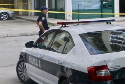 PRIJETI MU PET GODINA ROBIJE Policajac iz Drvara izjasnio se da nije kriv za pokušaj ubistva radnice kafića