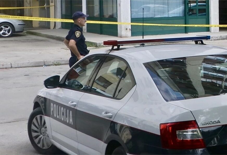 SAOBRAĆAJNA NESREĆA Automobilom "pokosio" djevojku u centru Tuzle