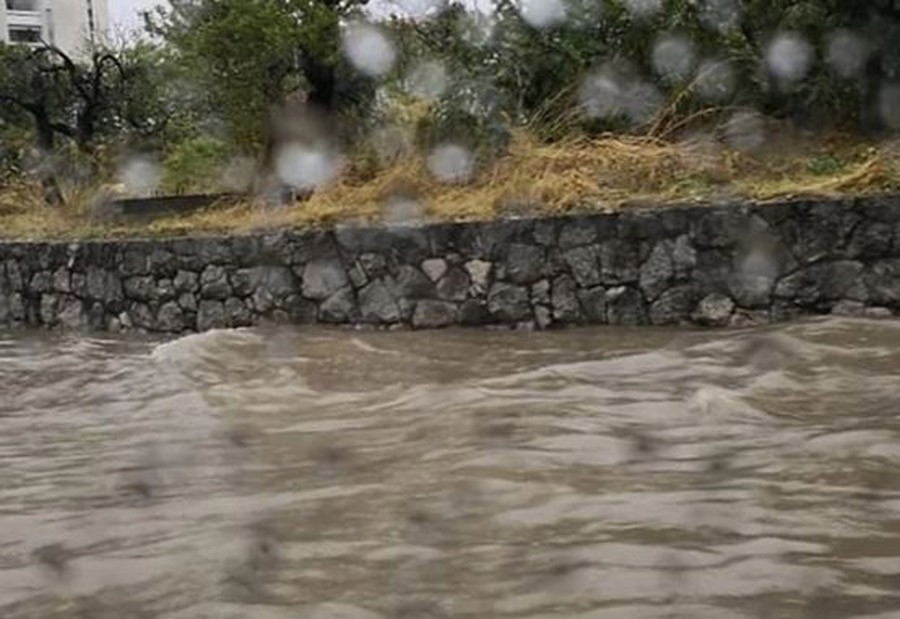 OLUJA U DALMACIJI Kod Splita palo čak 200 litara kiše za sat vremena