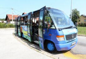 “Banj bus” ovaj mjesec prevozi putnike vikendom: U julu i avgustu saobraća svaki dan