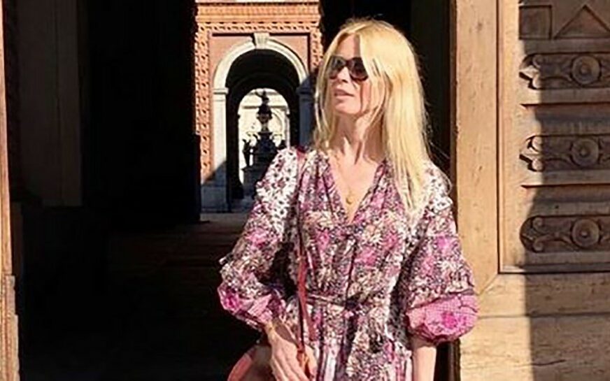 “SUPERMODEL ZA SVA VREMENA” Čuvena manekenka se skinula u petoj deceniji (FOTO)