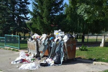 DEBLOKIRANA DEPONIJA U Mostaru počelo uklanjanje više od 1.500 tona smeća