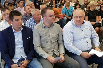 Šulić: Na listama SNSD za lokalne izbore biće oko 30 odsto mladih