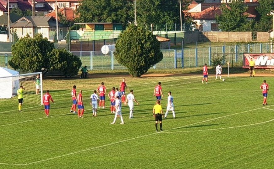 "SA ISTOKA DIGLA SE PRAŠINA..." Pogledajte slavlje Borčevih igrača poslije pobjede nad Radnikom (VIDEO)