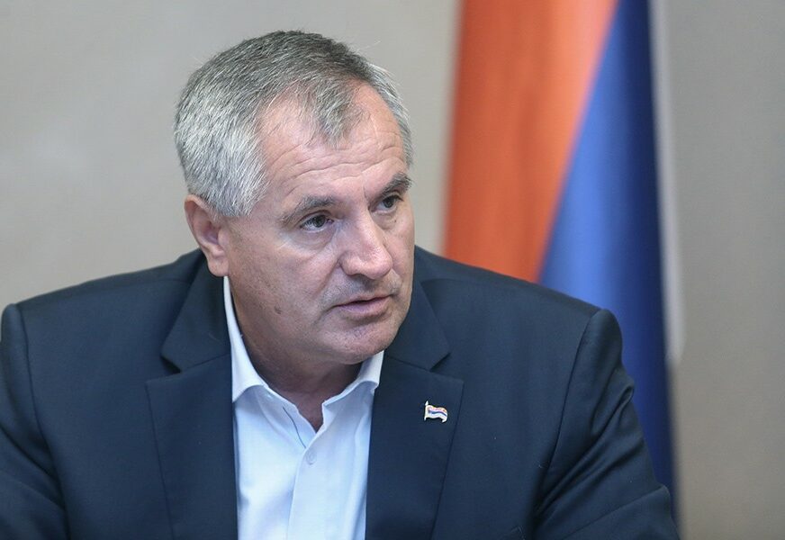 Višković: Vlada određuje iznos minimalne plate, ako se ne dogovore sindikalci i poslodavci