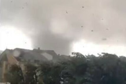 Tornado pogodio Teksas i Luizijanu, ima povrijeđenih (VIDEO)