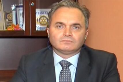 GUBITNIK DANA Zijad Bećirović