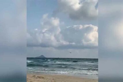 UZNEMIRUJUĆI VIDEO Avion se srušio u more, pronađeno TIJELO za koje se vjeruje da je pilotovo