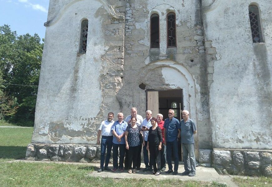 ILINDAN I ALIĐUN U GATI Ideja o obnovi crkve ujedinila Srbe i Bošnjake