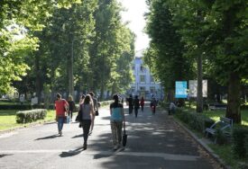 NOVE MJERE U BANJALUČKOM KAMPUSU Ulazak vozilima u Univerzitetski grad će se ubuduće plaćati