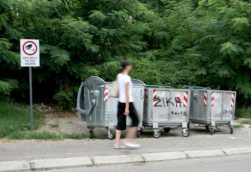 UVELI VIDEO-NADZOR ZA KONTEJNERE Stanari na Paprikovcu riješili da stanu u kraj nesavjesnom razbacivanju smeća